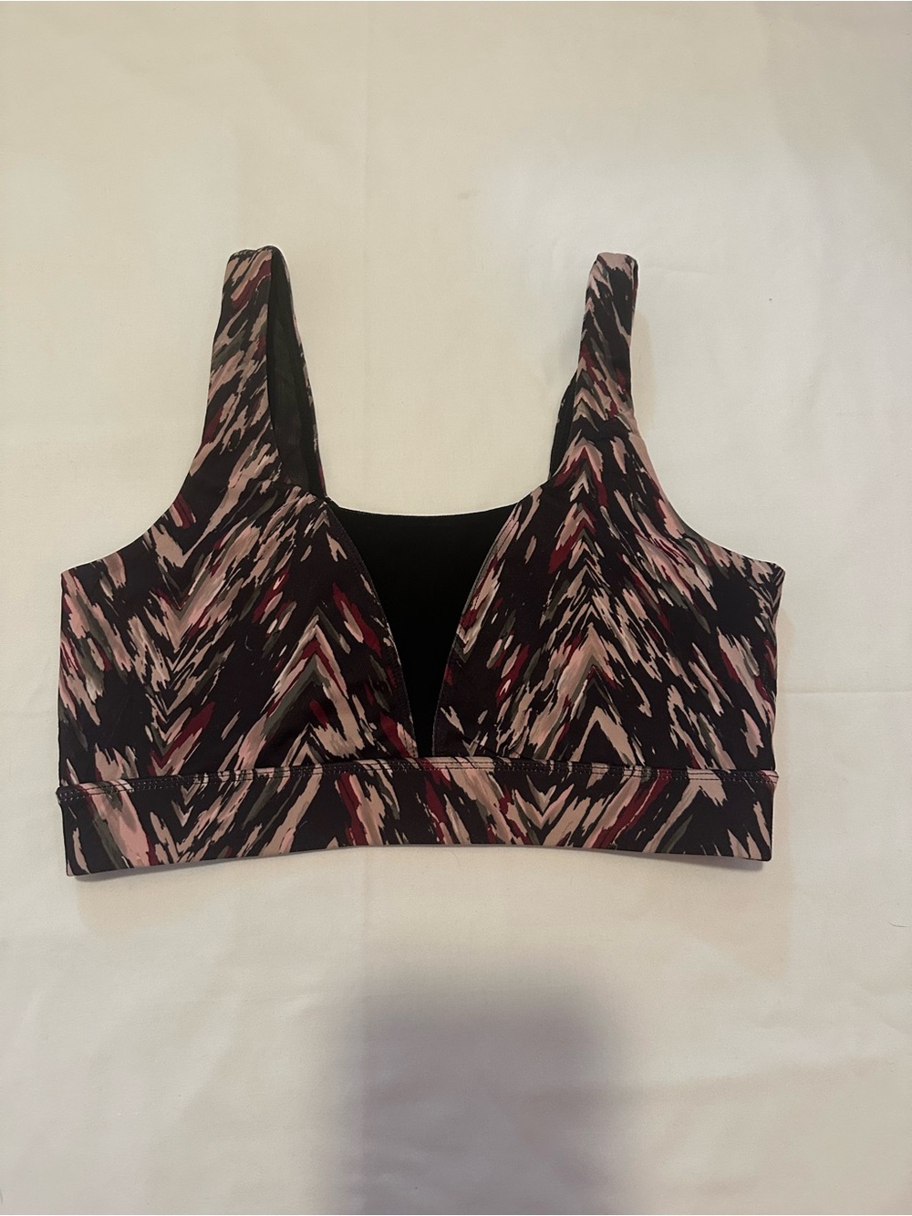 Patterned V-Neck Bralette in Multicolored - No Padding